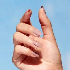 OPI Vernis à Ongles Nature Strong King Of A Twig Deal / 15ml -Bleu Libellule Boutique vernis nature strong nat032 king of a twig deal 1